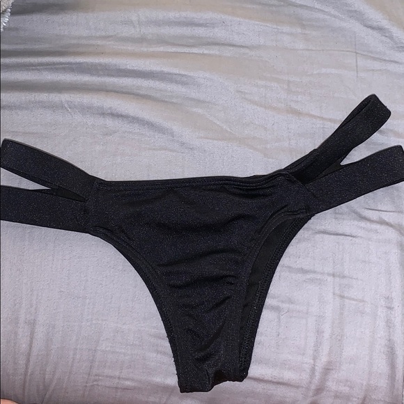 Victoria's Secret Other - Victoria secret itsy bottoms!! TRADED Victoria's Secret Other - Victoria secret itsy bottoms!! TRADED